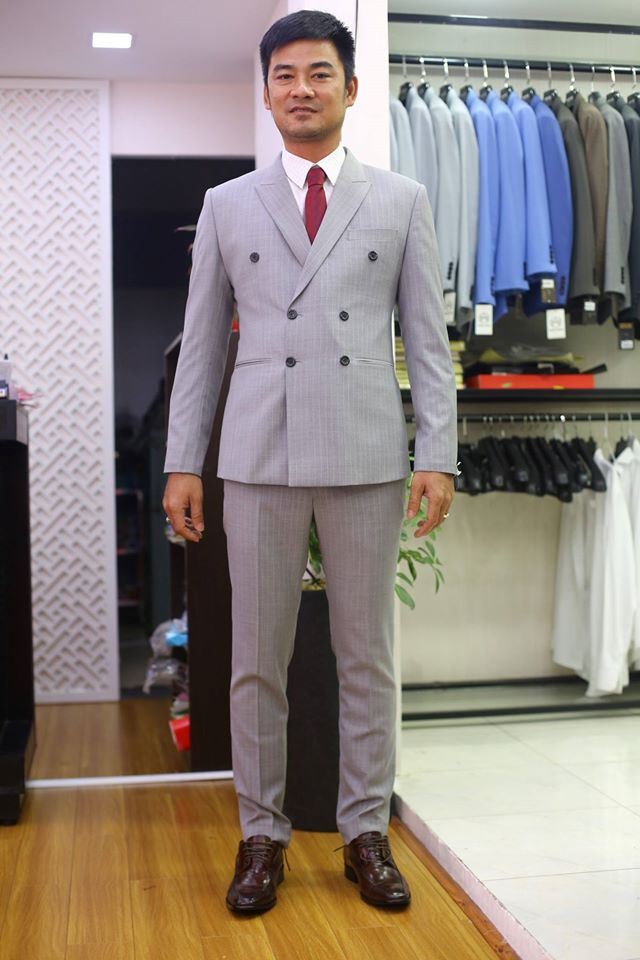 Bộ Suit Xám 2 Hàng Khuy